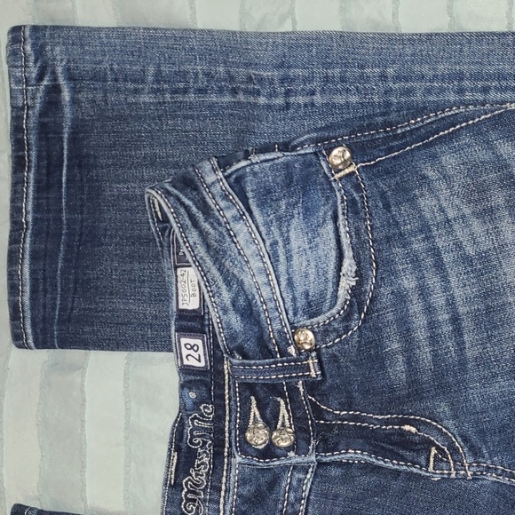 Miss Me Chain Jeans - Picture 5 of 12